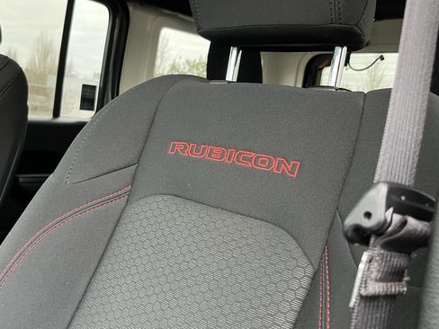 Used 2021 Jeep Wrangler Unlimited Rubicon image 17