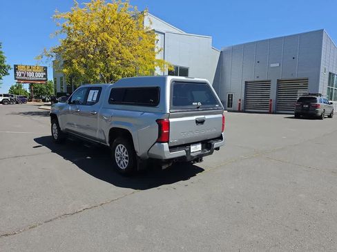 Used 2024 Toyota Tacoma SR5 AWD/4WD image 3