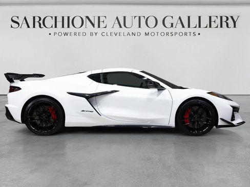 Used 2026 Chevrolet Corvette Z06 w/ Z07 Performance Package RWD image 20