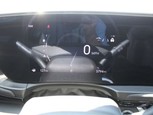 Used 2025 Buick Envista Avenir FWD image 23