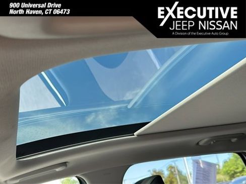 Used 2023 Kia Sportage SX image 12