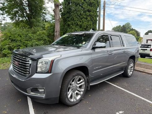 Used 2018 GMC Yukon XL SLT w/ Premium Edition AWD/4WD image 7