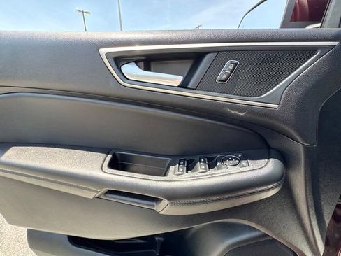 Certified 2024 Ford Edge SEL AWD/4WD image 11