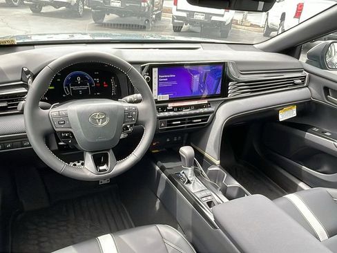 New 2026 Toyota Camry SE FWD image 12