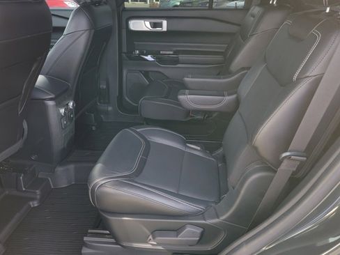 Used 2022 Ford Explorer ST w/ Equipment Group 401A image 8