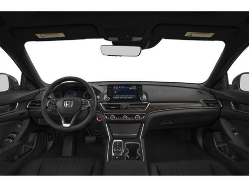 Used 2019 Honda Accord Touring image 4