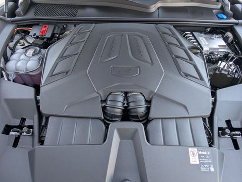 New 2026 Porsche Cayenne S image 28