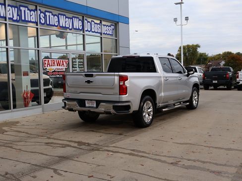 Used 2022 Chevrolet Silverado 1500 LTZ image 3