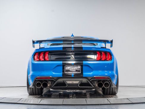 Used 2022 Ford Mustang Shelby GT500 w/ Carbon Fiber Track Pack RWD image 52