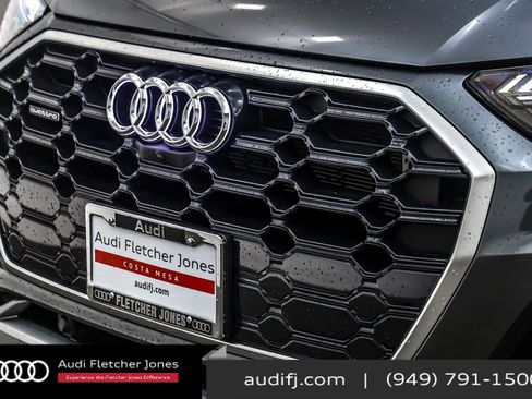 Used 2024 Audi Q5 e Prestige image 13