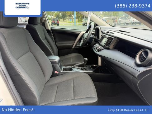 Used 2017 Toyota RAV4 LE FWD image 15