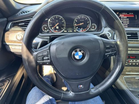 Used 2015 BMW 750Li RWD image 30
