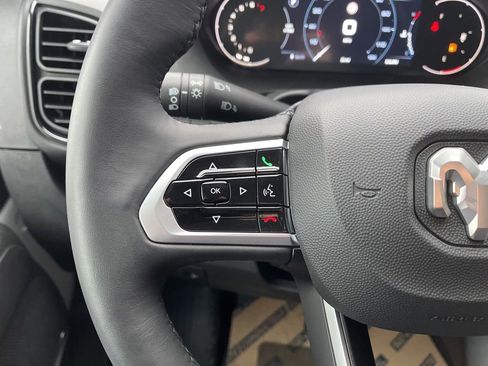 New 2025 RAM ProMaster 3500 w/ Premium Convenience Group FWD image 13