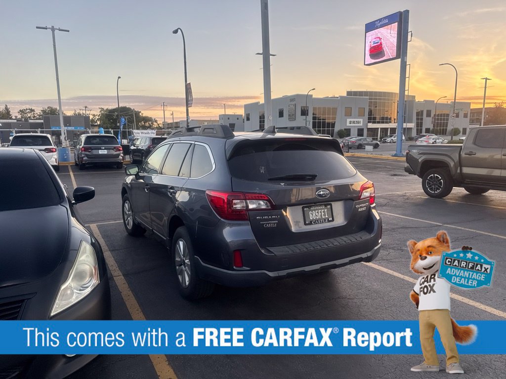 Used 2017 Subaru Outback 2.5i Premium AWD/4WD image 2
