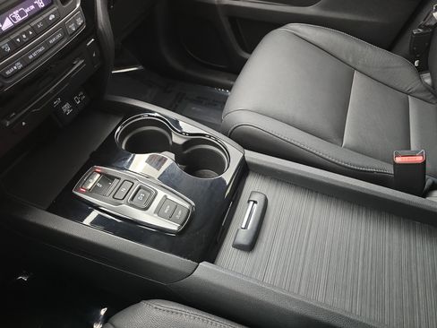 Used 2022 Honda Pilot Touring image 26