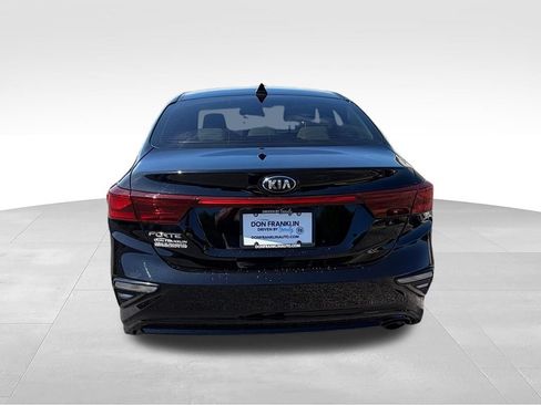 Used 2021 Kia Forte LXS FWD image 4