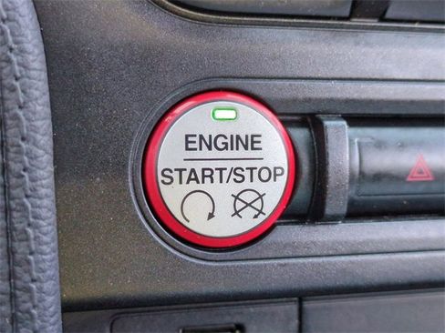 Used 2016 Ford Mustang Coupe image 25