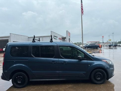 Used 2020 Ford Transit Connect XLT FWD image 6
