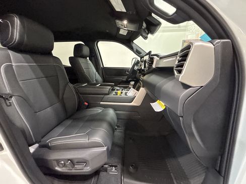 New 2026 Toyota Tundra Limited AWD/4WD image 19