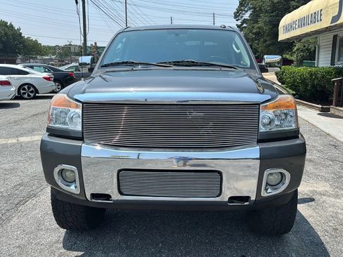 Used 2010 Nissan Titan LE AWD/4WD image 8