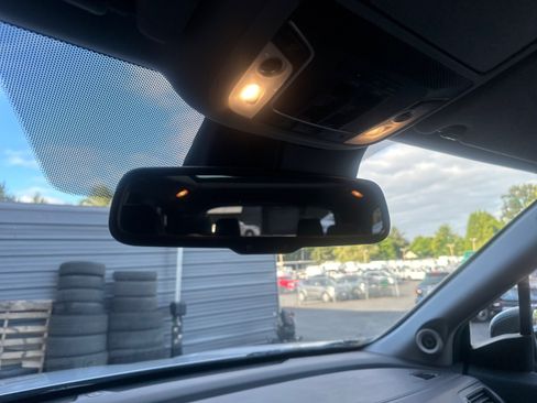 Used 2016 Honda Pilot Elite image 16