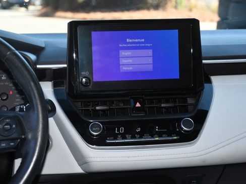 Used 2023 Toyota Corolla SE image 15