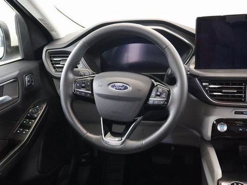 Used 2025 Ford Escape SE w/ PHEV Premium Package FWD image 15