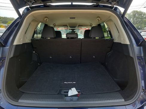Used 2026 Nissan Rogue SL FWD image 35