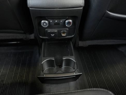 Used 2018 Ford Flex Limited image 25