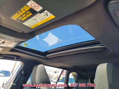 Certified 2022 Toyota RAV4 SE w/ Convenience Package AWD/4WD image 18