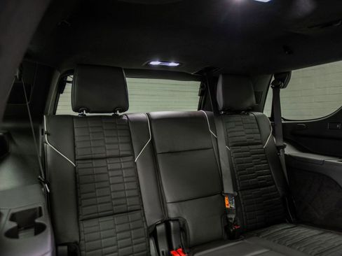 Used 2025 Cadillac Escalade V image 46