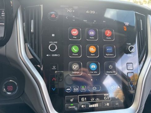 Used 2025 Subaru Outback Premium image 10