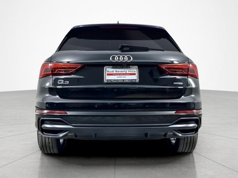 Used 2022 Audi Q3 2.0T Premium Plus w/ Premium Plus Package image 4