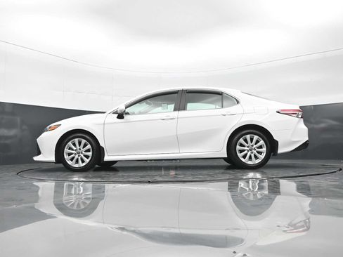 Used 2020 Toyota Camry LE w/ Cold Weather Package AWD/4WD image 32