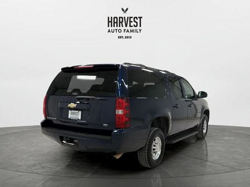 Used 2007 Chevrolet Suburban 2500 LT w/ LT Preferred Equipment Group AWD/4WD image 6