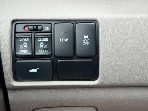 Used 2015 Honda Odyssey EX-L image 40