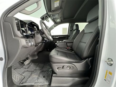 Certified 2025 GMC Sierra 1500 SLT image 19