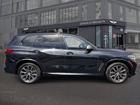 Used 2022 BMW X5 M50i w/ Premium Package AWD/4WD image 6