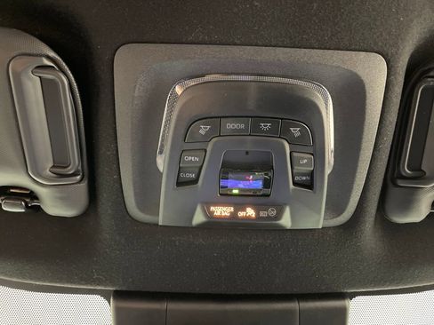 Used 2024 Toyota Corolla Cross AWD Hybrid w/ Convenience Package image 29