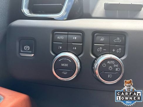 Used 2024 GMC Sierra 1500 Denali Ultimate AWD/4WD image 10