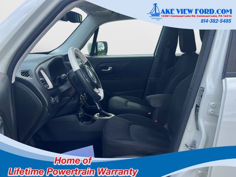 Used 2017 Jeep Renegade Latitude w/ Popular Equipment Group AWD/4WD image 17