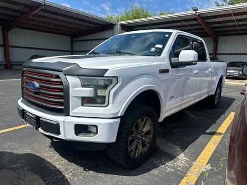 Used 2016 Ford F150 Lariat w/ Equipment Group 502A Luxury AWD/4WD image 12