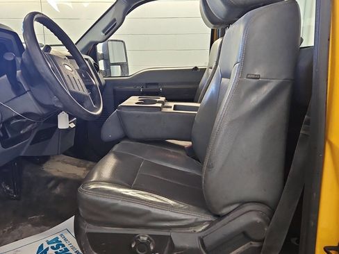 Used 2016 Ford F350 XL w/ Power Equipment Group image 2