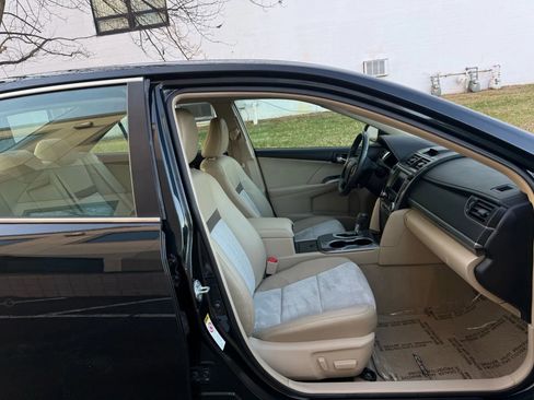 Used 2012 Toyota Camry XLE image 20