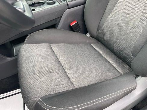 Used 2024 Nissan Rogue SV image 21