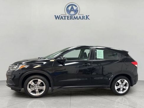 Used 2022 Honda HR-V LX image 2