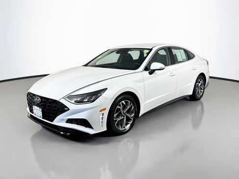 Used 2022 Hyundai Sonata SEL FWD image 2