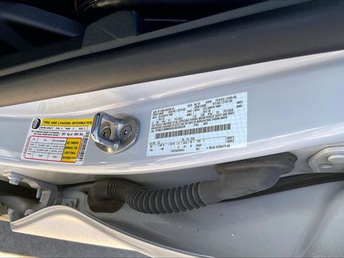 Used 2025 Ford Escape ST-Line FWD image 34