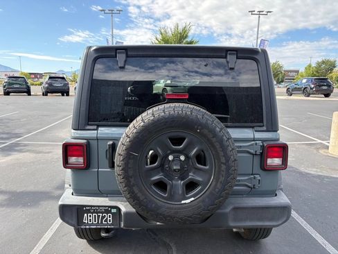 Used 2025 Jeep Wrangler Unlimited Sport AWD/4WD image 6
