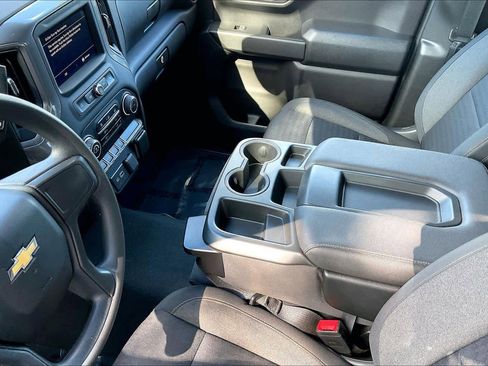 Certified 2022 Chevrolet Silverado 1500 Custom image 16